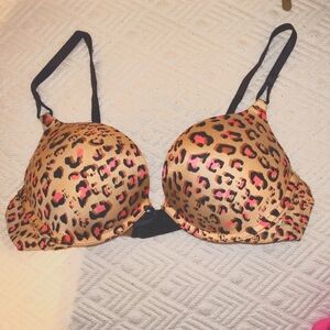 Victoria's secret bombshell size 34b